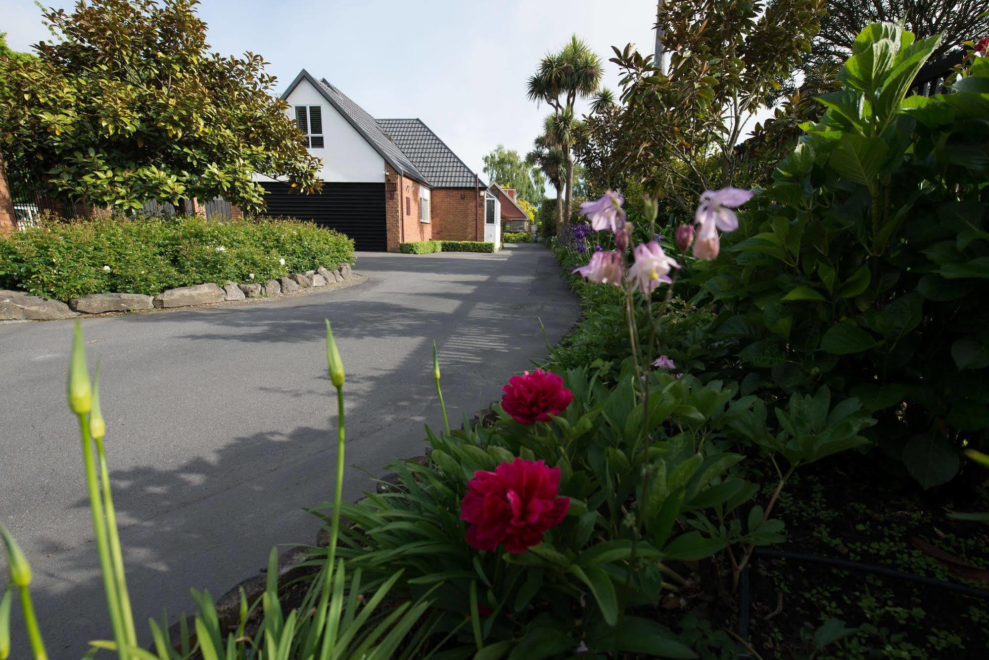 Finlay Banks Boutique Bed & Breakfast Christchurch Exterior photo